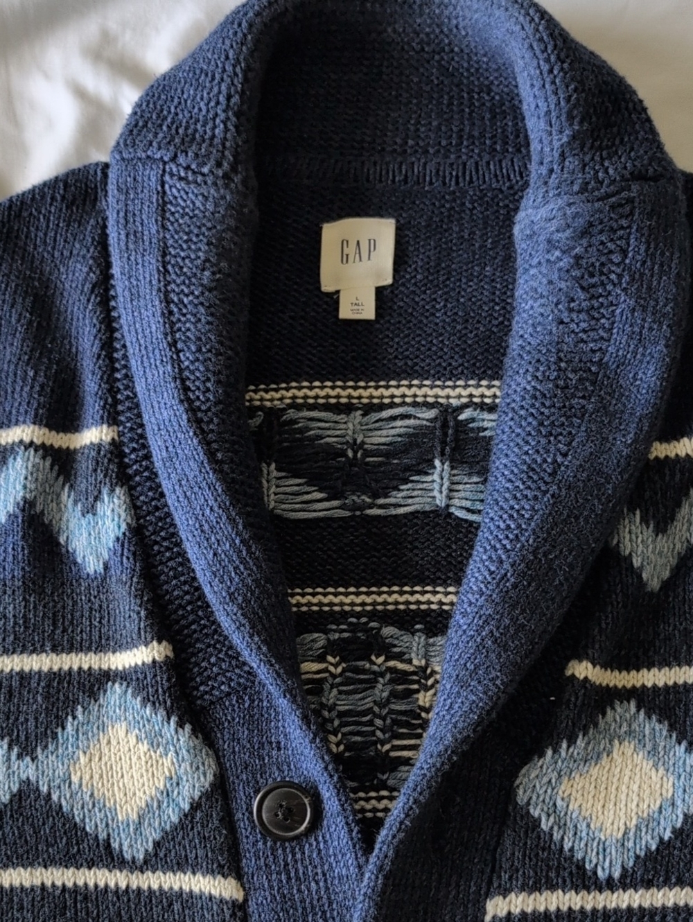 GAP Men's Navy Shawl Collar Cardigan - White & Light Blue Pattern - Large Tall